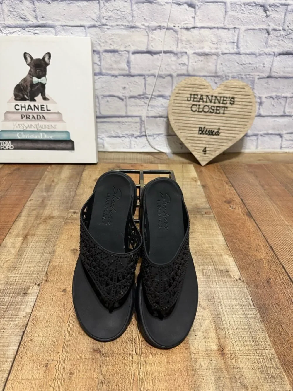Skechers women foamies